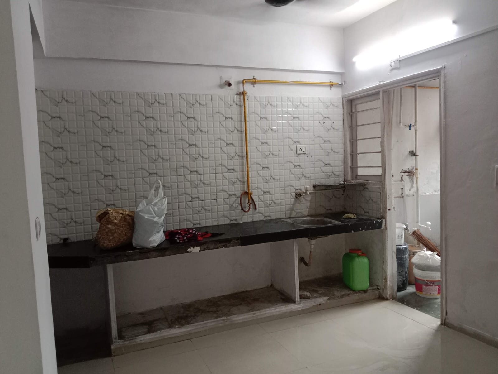 2 BHK Flat for Sale in Devnandan Supreme, Vastral – 145 Var — photo 2